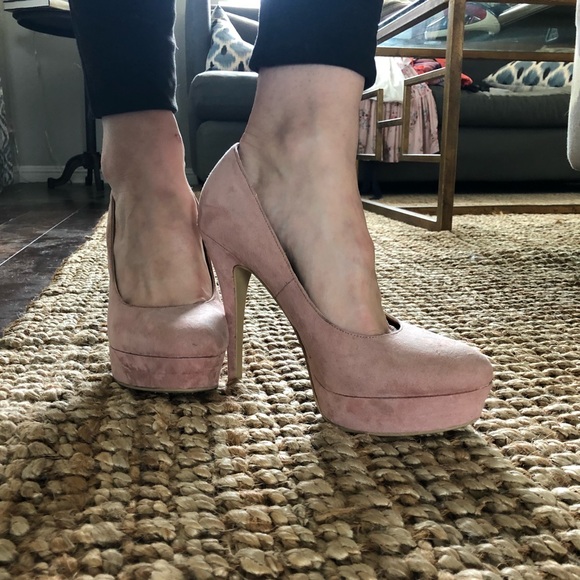 Blush colored Lauren Conrad heels - Picture 2 of 3